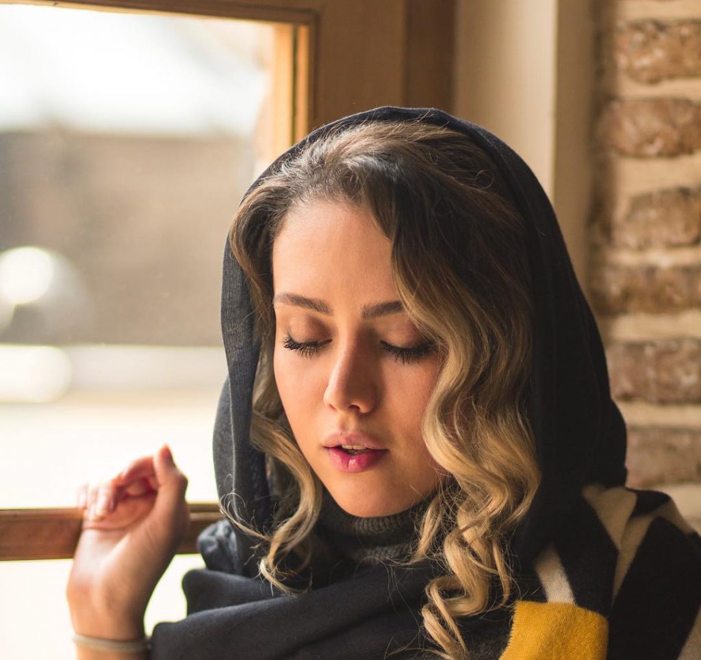 شادی مختاری