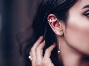 روش های سوراخ کردن گوش | عوارض سوراخ کردن | روش های مراقبت پس از سوراخ کردن روش های سوراخ کردن گوش | عوارض سوراخ کردن | روش های مراقبت پس از سوراخ کردن