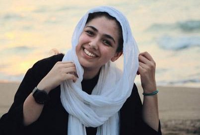 بیوگرافی مونا اسکندری + عکس های مونا اسکندری و همسرش و اطلاعات زندگی شخصی