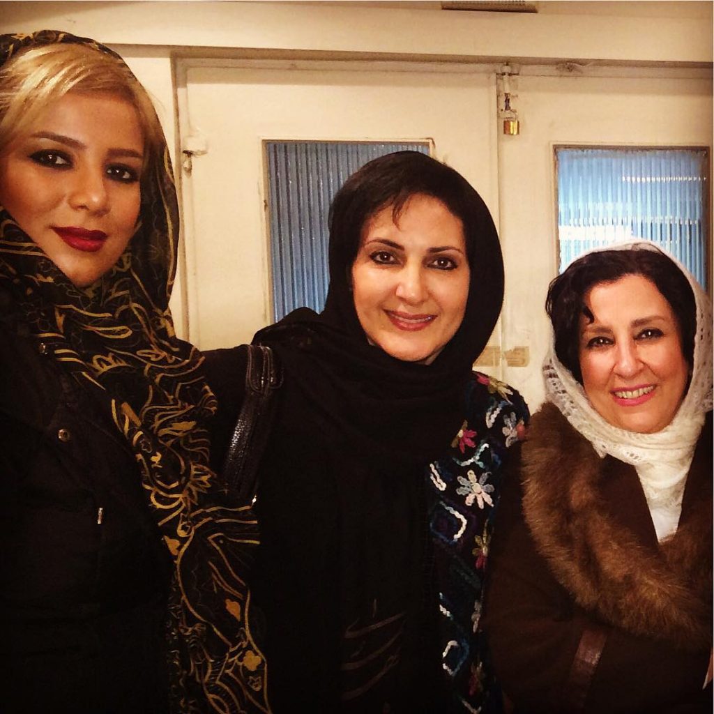 بیوگرافی ستین (فرناز ملکی زاده)