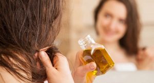 خواص روغن مار ؛ تمام فواید و کاربردهای روغن مار برای زیبایی و سلامت خواص روغن مار ؛ تمام فواید و کاربردهای روغن مار برای زیبایی و سلامت