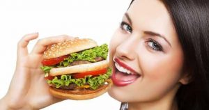 فست فود در بارداری + آیا خانم های باردار می توانند فست فود بخورند؟ فست فود در بارداری + آیا خانم های باردار می توانند فست فود بخورند؟