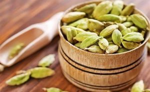 آموزش طرز تهیه شربت هل + آشنایی با خواص آن آموزش طرز تهیه شربت هل + آشنایی با خواص آن