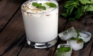 مصرف دوغ برای کودکان + فواید و مضرات نوشیدن دوغ برای کودک مصرف دوغ برای کودکان + فواید و مضرات نوشیدن دوغ برای کودک