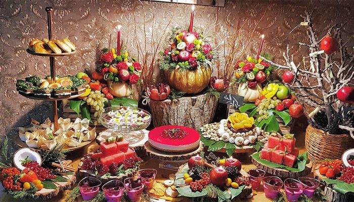 تزیین سفره شب یلدا تزیین سفره شب یلدا