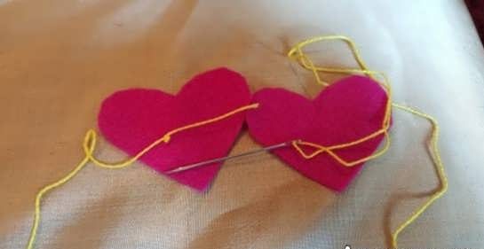 آموزش ساخت قلب با نمد