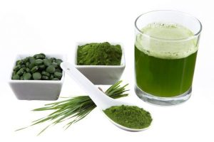 قرص اسپیرولینا + اطلاعات دارویی و فواید استفاده از مکمل اسپیرولینا