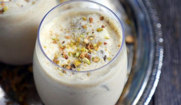 طرز تهیه شیر پسته