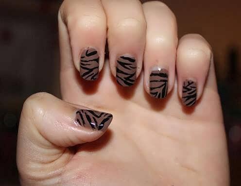 طراحی ناخن زیبا پوست تیره