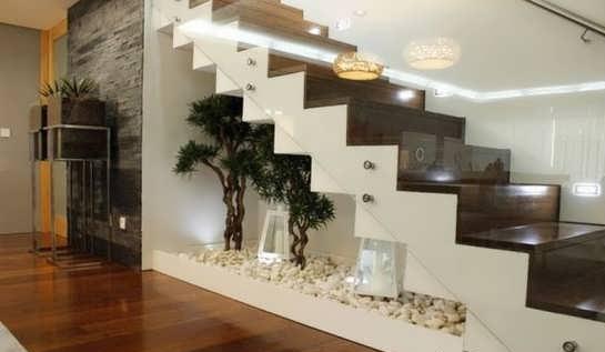 تزیین زیر راه پله