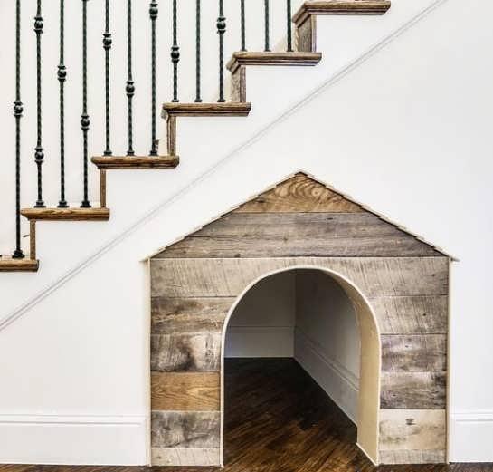 تزیین زیر راه پله