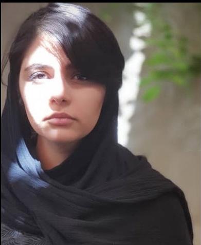  مینو آذرمگین