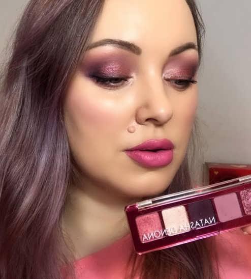  آرایش مونوکروم