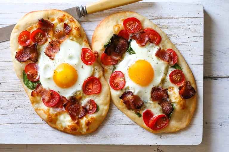 طرز تهیه پیتزا صبحانه غذایی خوشمزه و مقوی با فر و بدون فر