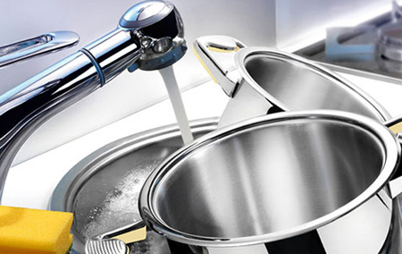 تمیز کردن ظروف استیل با ترفندهای خانگی