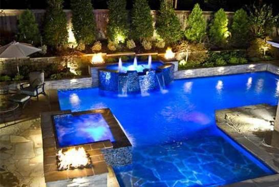 استخر رو باز