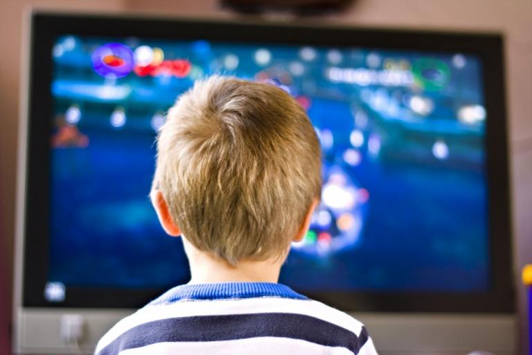 تاثیر بازی خشن بر کودک + شناخت پیامدهای مخرب Game و بازی آنلاین بر کودک تاثیر بازی خشن بر کودک + شناخت پیامدهای مخرب Game و بازی آنلاین بر کودک