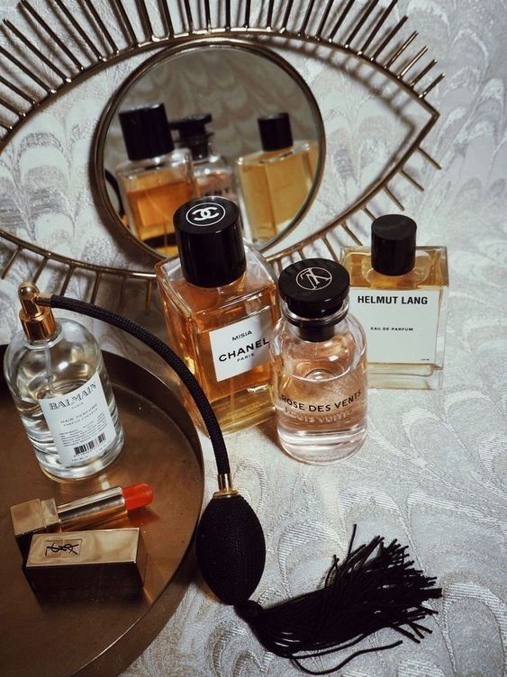 عطر کوچک جزیره عطر