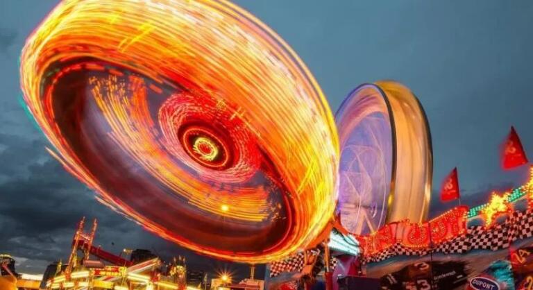 معرفی امکانات کامل مجموعه شهربازی ارم + تخفیف معرفی امکانات کامل مجموعه شهربازی ارم + تخفیف