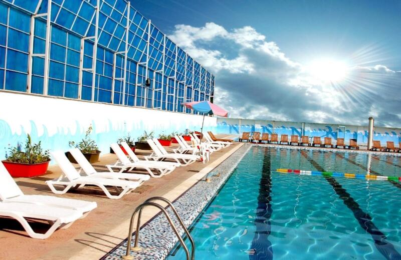 استخر روباز