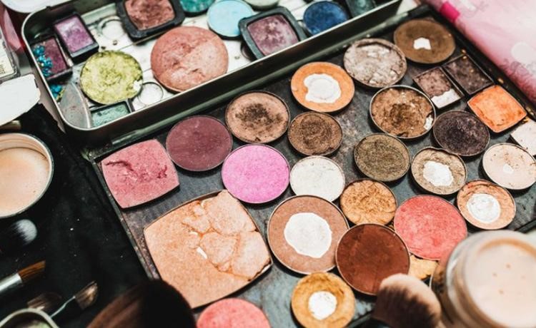 عوارض لوازم آرایشی تاریخ گذشته