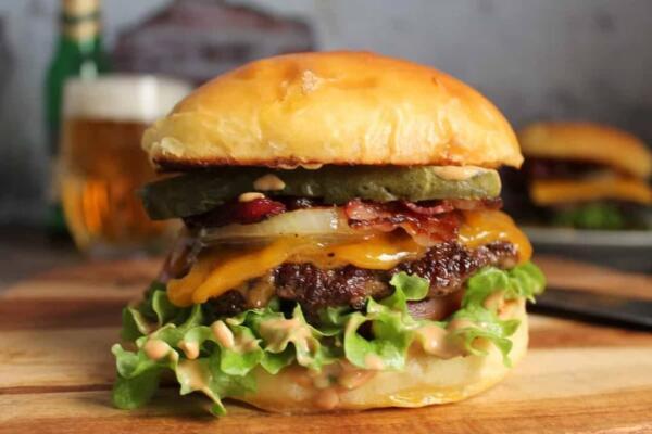 همبرگر خانگی