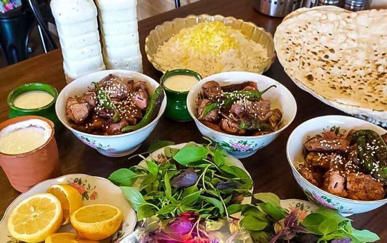 طرز تهیه کباب کاسه‌ ای یا کاسه کباب اردبیل غذایی بی نظیر