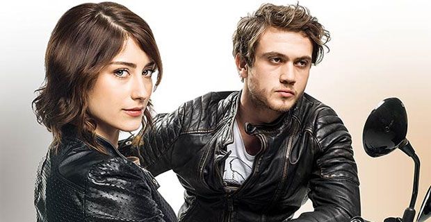 بازی در سریال مارال