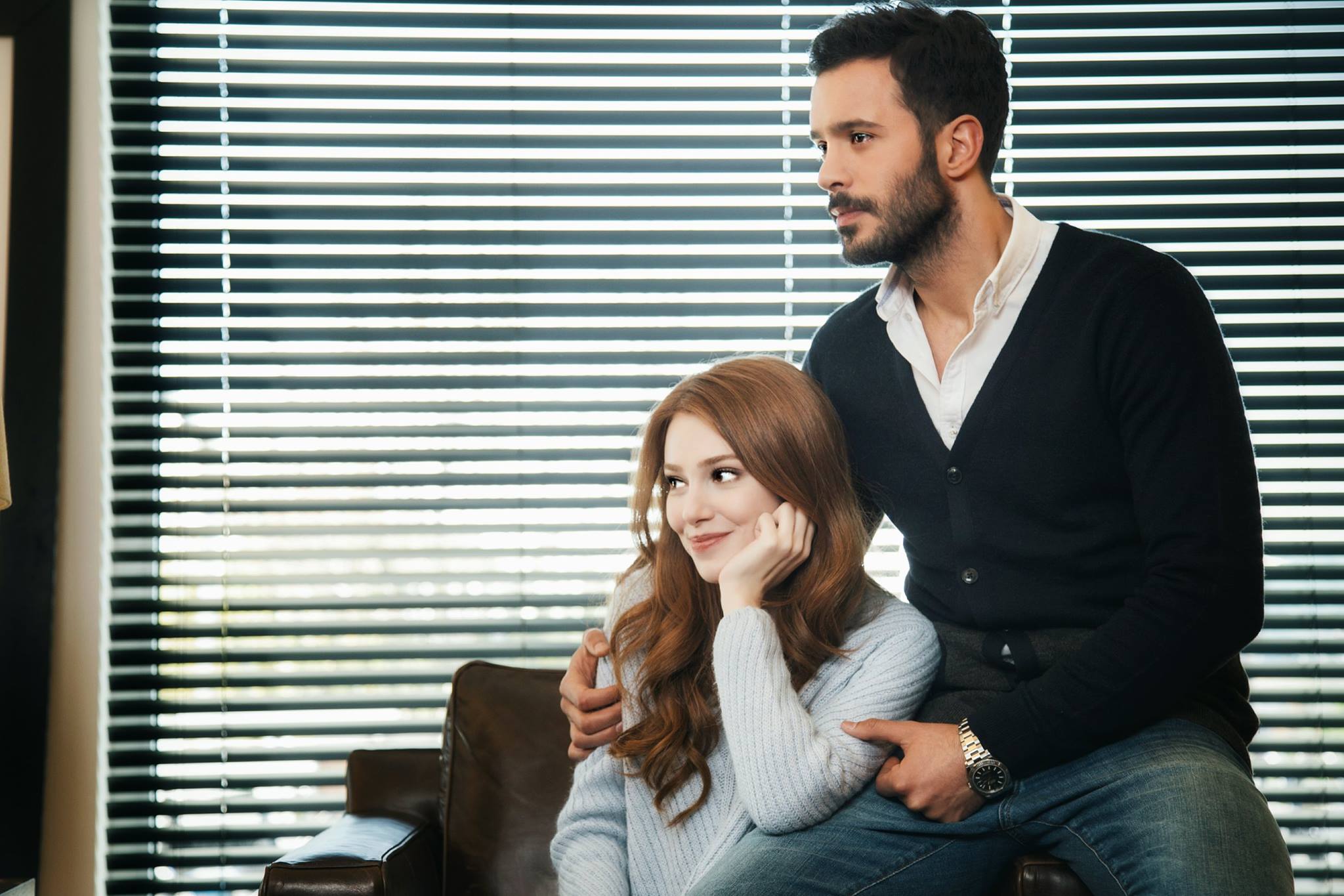 آغاز شهرت با بازی در سریال عشق اجاره‌ای