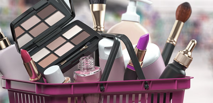 آشنایی با لیست لوازم آرایش و بهداشتی ضروری آشنایی با لیست لوازم آرایش و بهداشتی ضروری