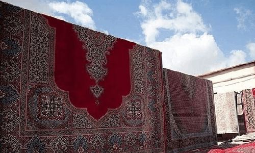 نحوه تمیز کردن فرش و موکت در خانه تکانی شب عید