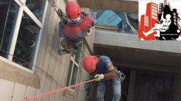 حفظ امنیت و جلوگیری از خطر با پیچ کردن سنگ های نمای ساختمان