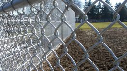 پیش‌بینی قیمت فنس در سال 1403