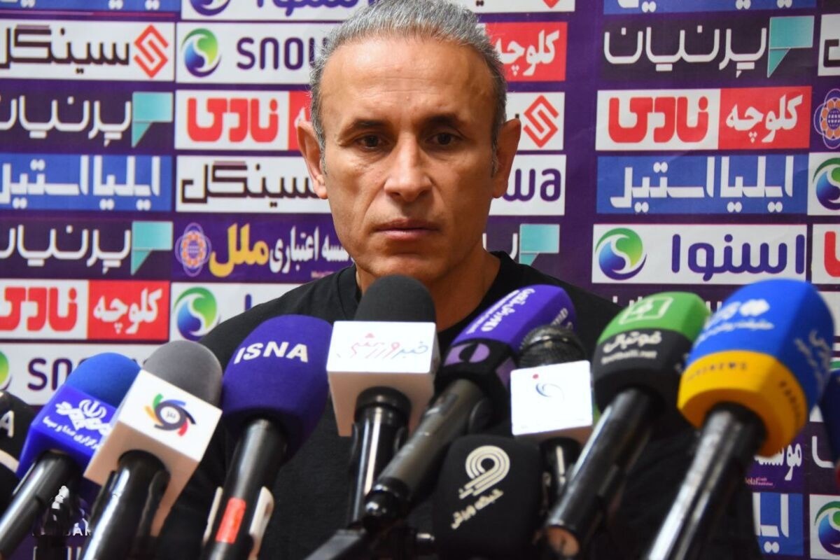 حق ندارید به فوتبالیست‌ها توهین کنید