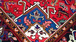 قیمت‌های رقابتی تابلو فرش دستباف: فروشگاه آریاس، بهترین انتخاب