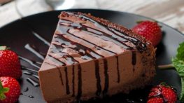 دسر شکلاتی عصرانه