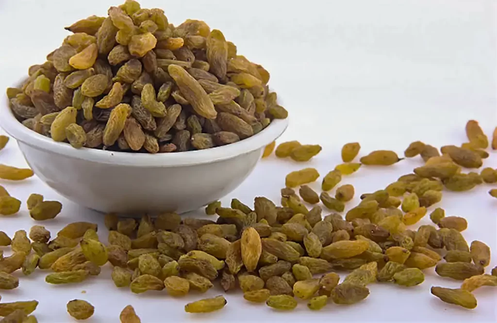 خواص کشمش که تا حالا نمی دانستید (انواع کشمش و فواید آن) خواص کشمش که تا حالا نمی دانستید (انواع کشمش و فواید آن)