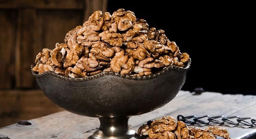 سوغات شهرهای ایران؛ در سفر به شهرهای ایرانی این سوغاتی ها را تهیه کنید