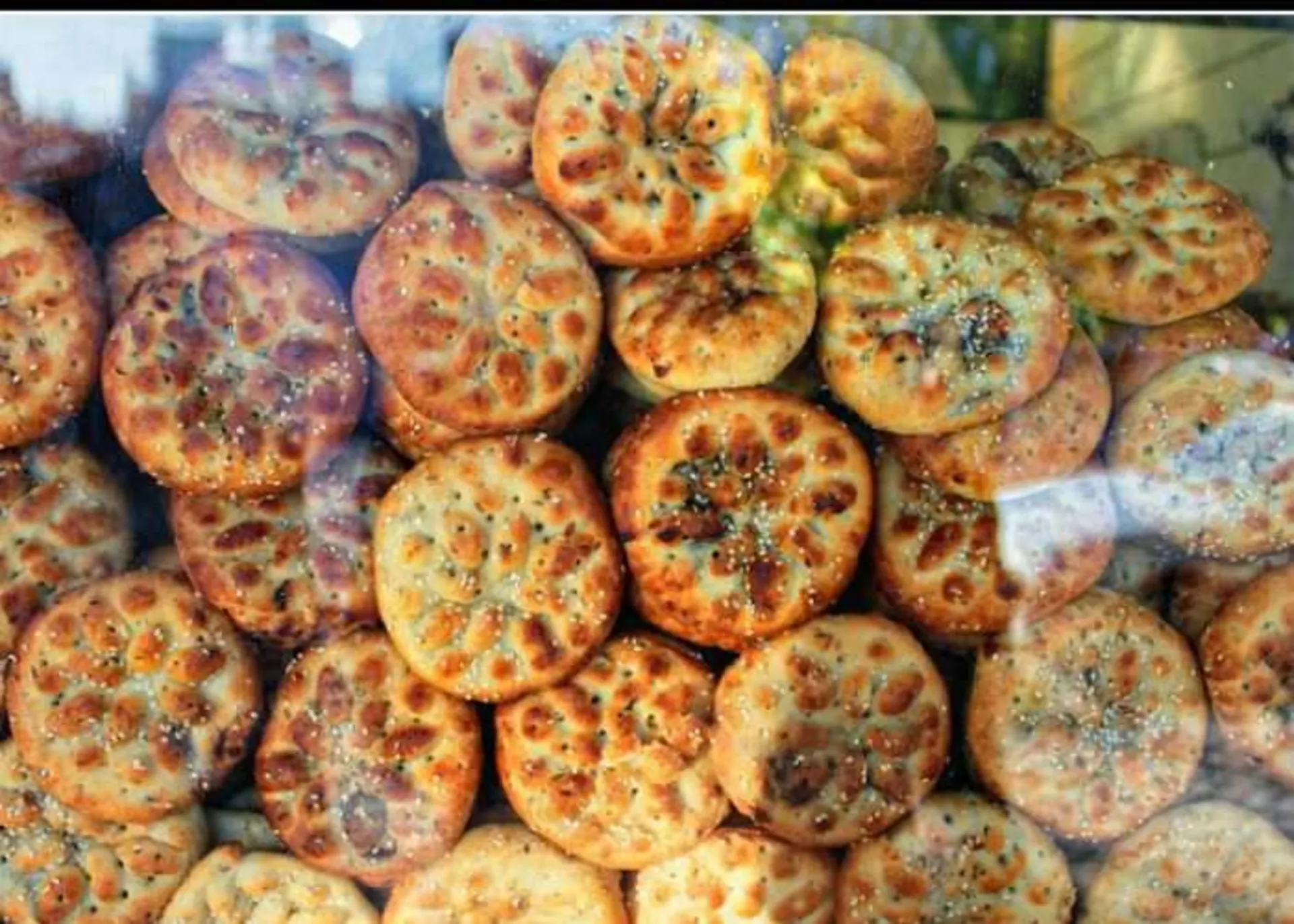 سوغات شهرهای ایران؛ در سفر به شهرهای ایرانی این سوغاتی ها را تهیه کنید