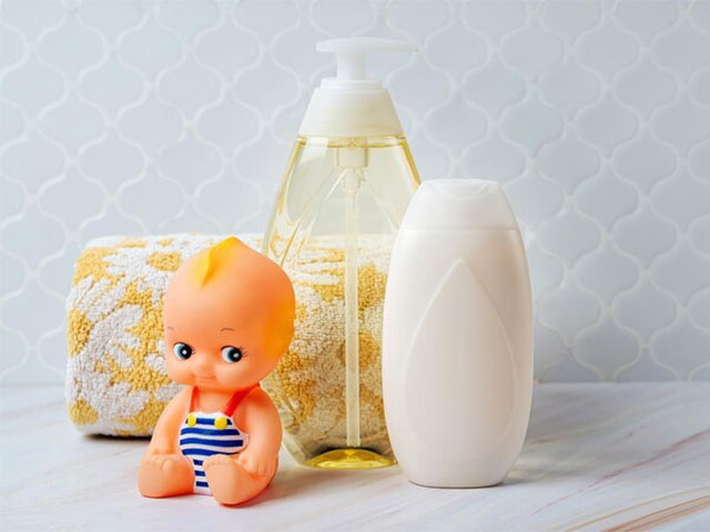 راهنمای خرید شامپو نوزادان و خردسالان؛ نکات مهم برای تهیه شامپو بچه