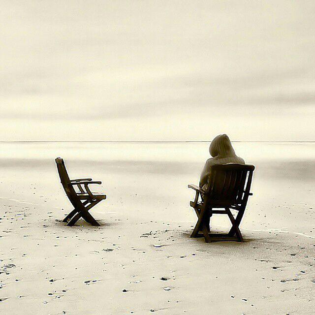 داستان عاشقانه جای تو خالی