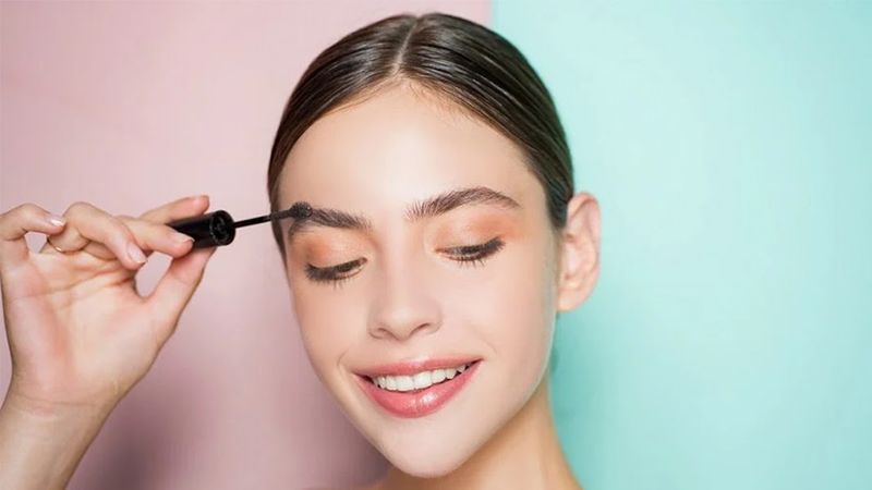 رشد سریع ابرو در سه روز + راهکارهای خانگی و طبیعی banner