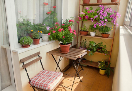 15 ترفند جذاب برای دیزاین بالکن کوچک آپارتمانی + تصاویر