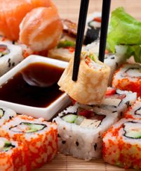 طرز تهیه انواع سوشی خوشمزه در خانه (6 سوشی معروف و سس) سوشی