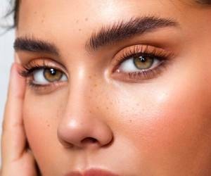 لیفت ابرو در خانه + آموزش انوع روش های لیفت و مزایای انجام آن لیفت ابرو در خانه + آموزش انوع روش های لیفت و مزایای انجام آن