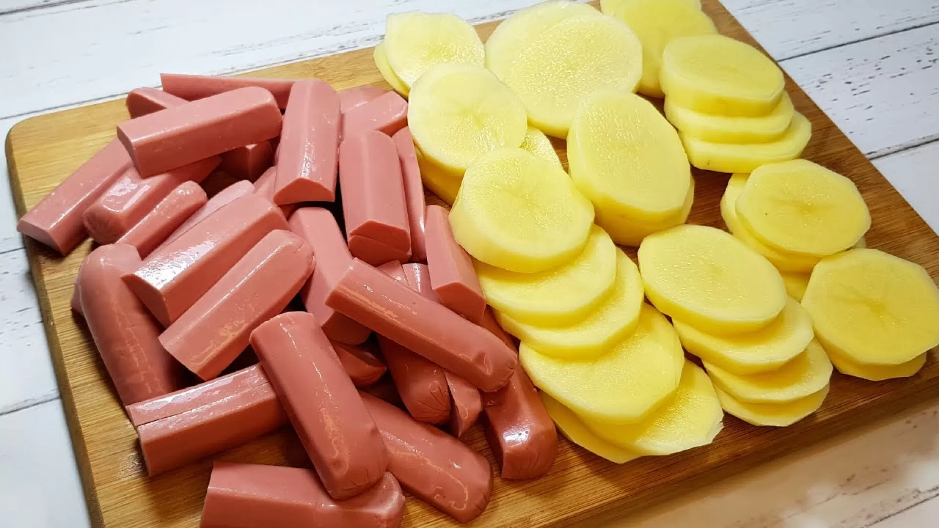 غذا با سوسیس | طرز تهیه 6 غذای سه سوته سریع با سوسیس غذا با سوسیس | طرز تهیه 6 غذای سه سوته سریع با سوسیس