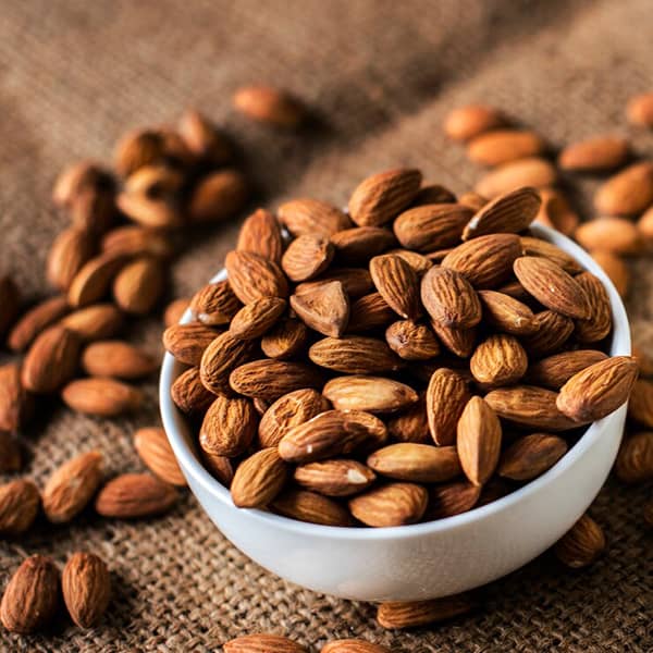 بهترین آجیل برای تقویت مو | راهنمای کامل و رشد طبیعی موها