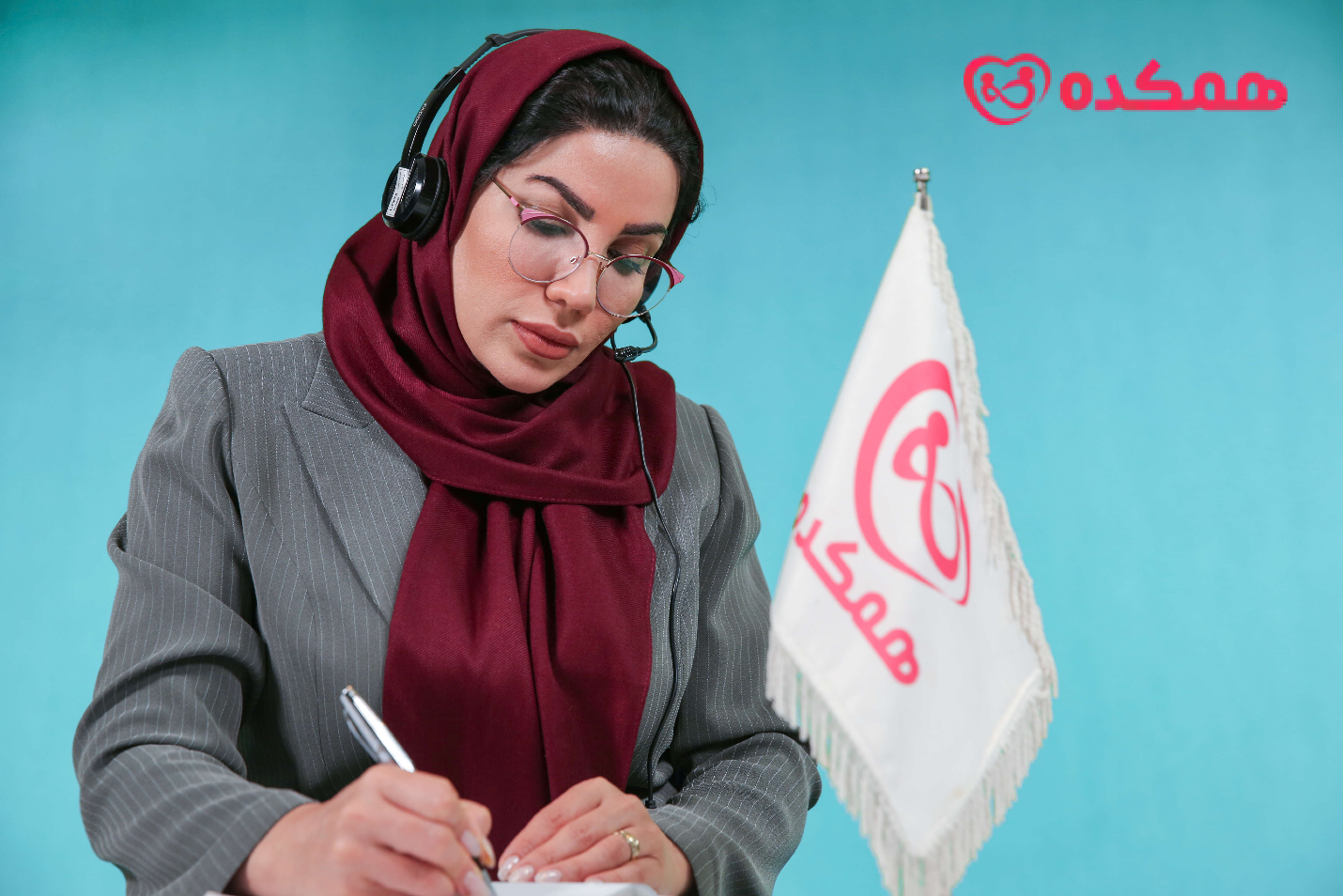 مشاوره غیرحضوری با روانشناس همکده