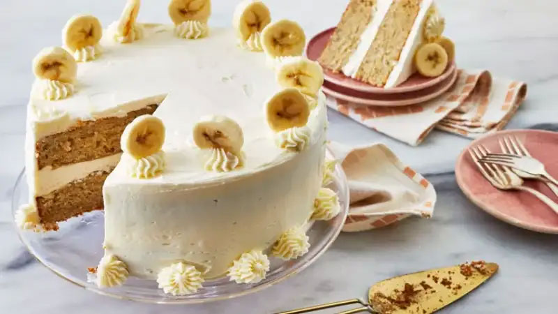 5 روش ساده برای پخت کیک موزی خانگی مخصوص تولد و دورهمی 5 روش ساده برای پخت کیک موزی خانگی مخصوص تولد و دورهمی