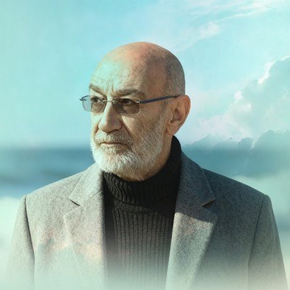 هفت صدای ماندگار ایران؛ خوانندگانی که نسلها با ترانههایشان زندگی کردند سیاوش قمیشی؛ آهنگسازی که صدای نسلهای تنها شد